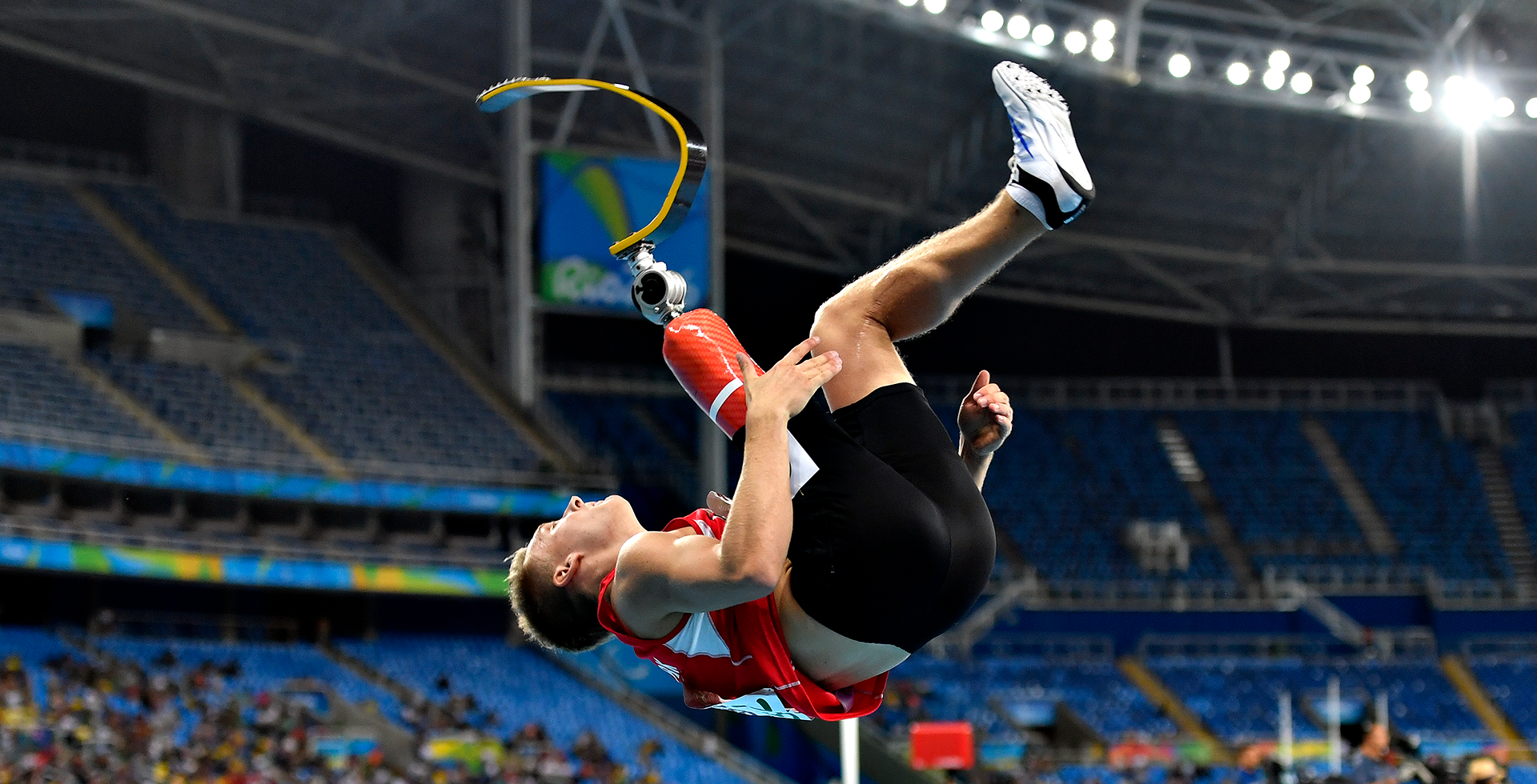 术细腻的外 术细腻的外