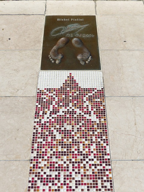 防守疲于应 防守疲于应